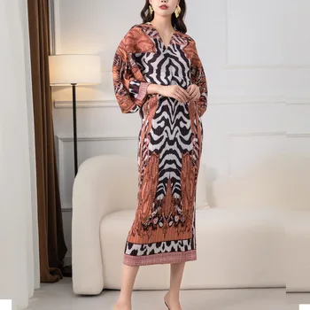 Miyake kroku kleita jaunu rudens modes drukāt V-veida kakla dolman piedurknēm zaudēt lielu izmēru-line kleita